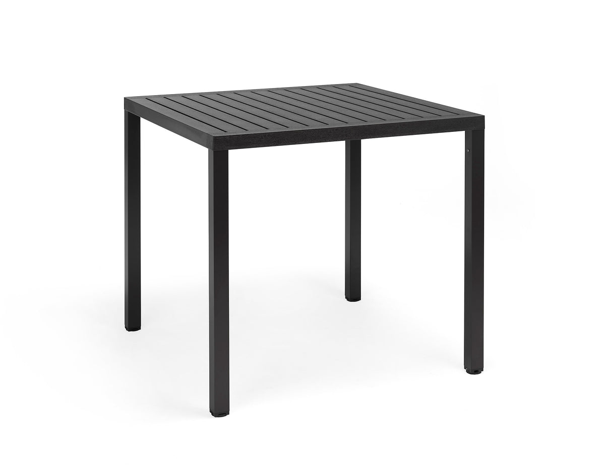 Mesa para Terraza Cube 80x80 cm bCasual color Grafito — vista de tres cuartos — fondo blanco de estudio — bCasual