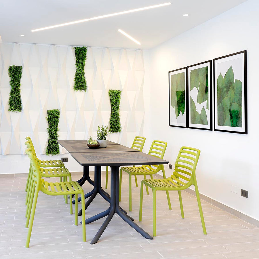 Equipamiento Nardi para Inmobiliaria Siena: Diseño y Resistencia en Espacios de Alto Tráfico