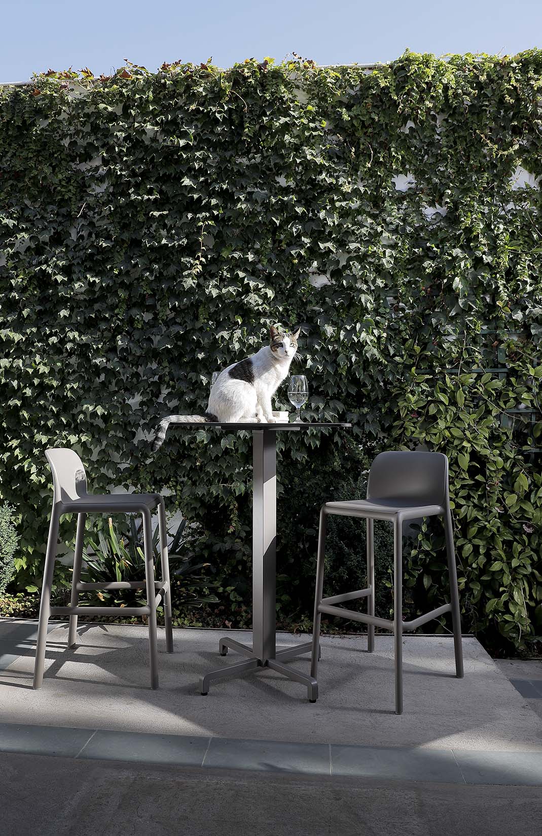Mesa Fiore Alta para Terraza - Nardi Italia - bCasual - 531520000093060710303